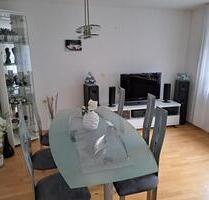 Modernes Zimmer zu Vermieten - 450,00 EUR Kaltmiete, ca.  16,00 m² in Reutlingen (PLZ: 72768) Altenburg