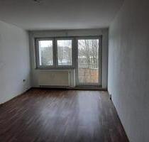 Günstiger Wohnen - 4 Zimmer Wohnung zum Selbstgestalten - Sömmerda