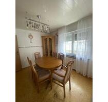 Geräumige möbilierte 3 Zimmer Wohung in Singen - Singen (Hohentwiel)