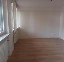 Schöne, helle 2 Zimmer Wohnung, ein bisschen am Ende der Welt - Markgröningen
