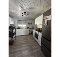 Einliegerwohnung 4,5 Zimmer 1. OG mit EBK - Hainburg