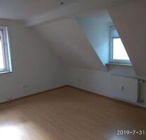 3- Zimmer Dachgeschosswohnung in Goldbach zu vermieten