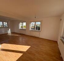 Helle 2-Zimmer Wohnung in Reiskirchen Gewerbe möglich