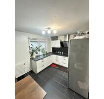 Schöne 4 Zimmer mit EBK und Balkon zu vermieten - Gerlingen