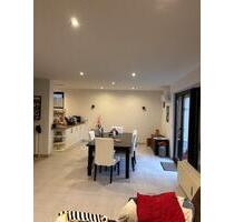 3 Zimmer Wohnung zu vermieten - 1.950,00&nbsp;EUR Kaltmiete, ca.&nbsp; 100,00&nbsp;m&sup2; in Frechen (PLZ: 50226)