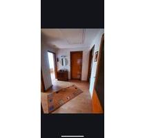 4 Zimmer Wohnung in 2 Familienhaus direkt in Lehrte zu vermieten.