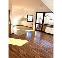 Drei Zimmer Wohnung in Gebersheim - Leonberg