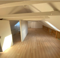 2-Zimmer Dachgeschosswohnung im Zentrum von Seelze