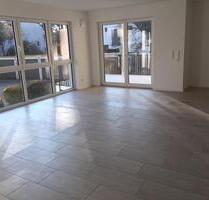 Biete 87m2 große 3,5 Zimmer Wohnung in 88045 Friedrichshafen
