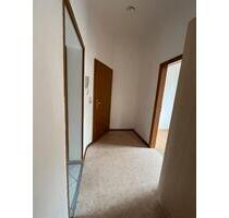 2 12 Zimmer ZKB mit Keller - 550,00 EUR Kaltmiete, ca.  52,00 m² in Eisenach (PLZ: 99817)