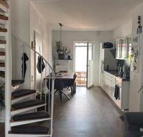 Schöne 2,5 Zimmer Maisonette mit Terrasse und Garten ab „SOFORT“ - Meerbusch Kierst