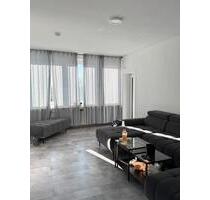Renovierte 3 Zimmer Wohnung mit Gäste WC, Abstellraum und Balkon - Wolfsburg Detmerode