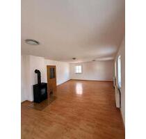 3,5 Zimmer Wohnung - 800,00 EUR Kaltmiete, in Kolitzheim (PLZ: 97509)