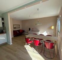 Charmante, möblierte 2-Zimmer-Wohnung - sofort bezugsfrei - Köln Mülheim