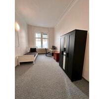 WG Zimmer zu miete 550 Euro - 550,00 EUR Kaltmiete, in Berlin (PLZ: 13357) Mitte