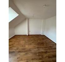 Vollmöblierte 3-Zimmer Dachgeschosswohnung als 3er WG - Braunschweig Broitzem