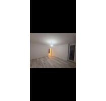 Wohnung zu vermieten. Einzug ab sofort möglich. - Bremen Neustadt