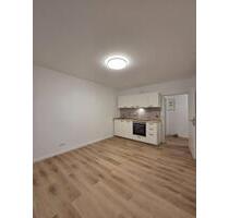 Frisch sanierte 2-Zimmer Wohnung mit Einbauküche in Remscheid