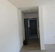 1 Zimmer Wohnung zum vermieten in Siegen ab 01.05.25 - Hof