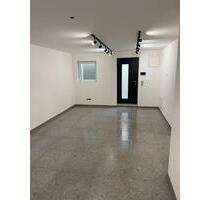 2 Zimmer Wohnung zu vermieten mit Terasse und Parkplatz - Kempten (Allgäu)