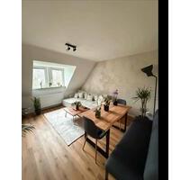 Gemütliche 3,5 Zimmer DG Wohnung in Essen Rüttenscheid (teilmöb