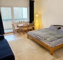 Helles, möbliertes Zimmer mit Balkon in 2er WG ab 1.9. €720 warm - Berlin Reinickendorf