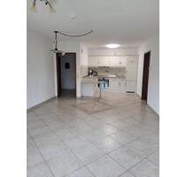 2 Zimmer mit offener Küche, Bad, Abstellraum, große Terrasse - Sulzbach (Saar)