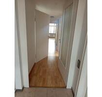 Helle zwei Zimmer Wohnung in Stuttgart Zuffenhausen.