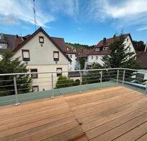 Sanierte 4-Zimmer DG Wohnung mit Terrasse - Stuttgart Hedelfingen