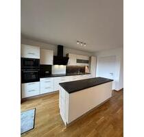 4,5 Zimmer Wohnung Süd Balkon barrierefrei mit Einbauküche - Altenstadt an der Waldnaab