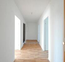 Helle 3 Zimmer Wohnung mit Dusche in der 5. Etage - Halle (Saale) Dölau
