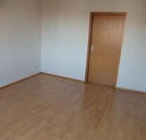 Gemütliche große helle 2 Zimmer Wohnung in einer beliebten Straße mit Einbauküche und Garten! - Hannover Ahlem-Badenstedt-Davenstedt