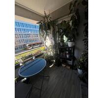 Möblierte 2 Zimmer Wohnung mit Balkon und Garage - Ludwigshafen am Rhein Parkinsel