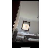 Attraktive 4-Zimmer Wohnung mit Balkon und Einbauküche - Wedemark