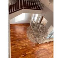 3-Zimmer Wohnung mit Dachterasse und Wintergarten auf 2 Ebenen - Neusäß