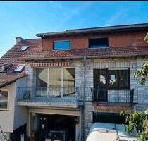 Schöne 6-Zimmer Wohnung mit Balkon, 2 Bädern - Dittelsheim-Heßloch