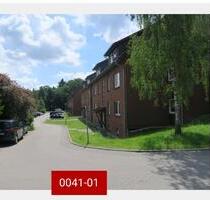 2 Zimmer , Renoviert, Balkon, Dusche und Wanne - Plate
