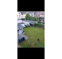 5,5 Zimmer Wohnung mit Balkon & 350 m² Garten in Essen-Steele