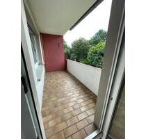 Schöne 3,5-Zimmer + Balkon + Stellplatz im grünen Bochumer Süden