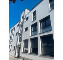 Modernes 4-Zimmer Wohnungen - 1.320,00 EUR Kaltmiete, ca.  120,00 m² in Langenau (PLZ: 89129)