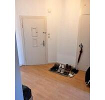 Zwei Zimmer Miete Wohnung - 880,00 EUR Kaltmiete, ca.  65,00 m² in Düsseldorf (PLZ: 40215) Stadtbezirk 3