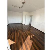 3-Zimmer-Wohnung - 650,00&nbsp;EUR Kaltmiete, ca.&nbsp; 72,00&nbsp;m&sup2; in Kassel (PLZ: 34117)