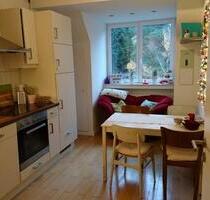 Gepflegte 2-Zimmer-DG-Wohnung mit Garten in Aachen, WG-geeignet