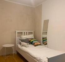 WG-Zimmer mit Balkon & Anmeldung direkt am Weiden Zentrum - Köln Lindenthal