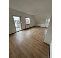 Neu sanierte 3 - Zimmer Wohnung DG am Petersberg in Bad Hersfeld
