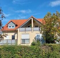 Schöne, möblierte 3,5 Zimmer Wohnung 2. OG + DG in Ellwangen - Ellwangen (Jagst)