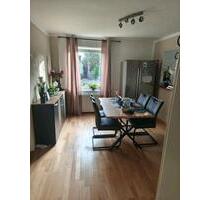 2 12 Zimmer Wohnung mit Terrasse, NMS Rendsburger Str. - Neumünster