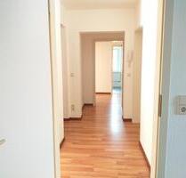 großzügige 4-Zimmer Wohnung im 1. OG in Crimmitschau, frei ab 01.03.2025!