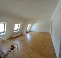 4-Zimmer Maisonette über den Dächern Crimmitschau's, nahe Lindenschule, ab 01.03.2025 frei!