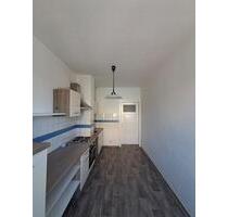 Anfragen NUR per E-Mail. Mini 3-Zimmer Wohnung mit EBK im 1-OG in der Nähe Innenstadt. - Bremerhaven Mitte